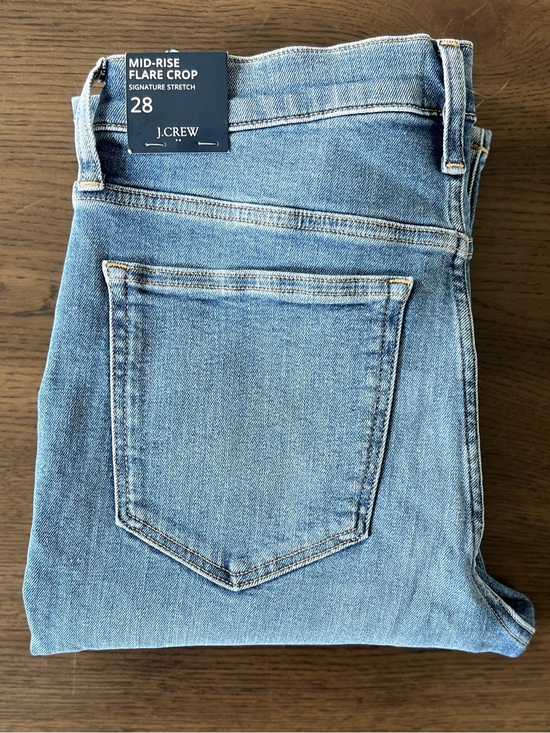 J. Crew Denim - J. Crew Mid Rise Flared Crop Jeans Light Wash Trendy Casual Versatile Denim